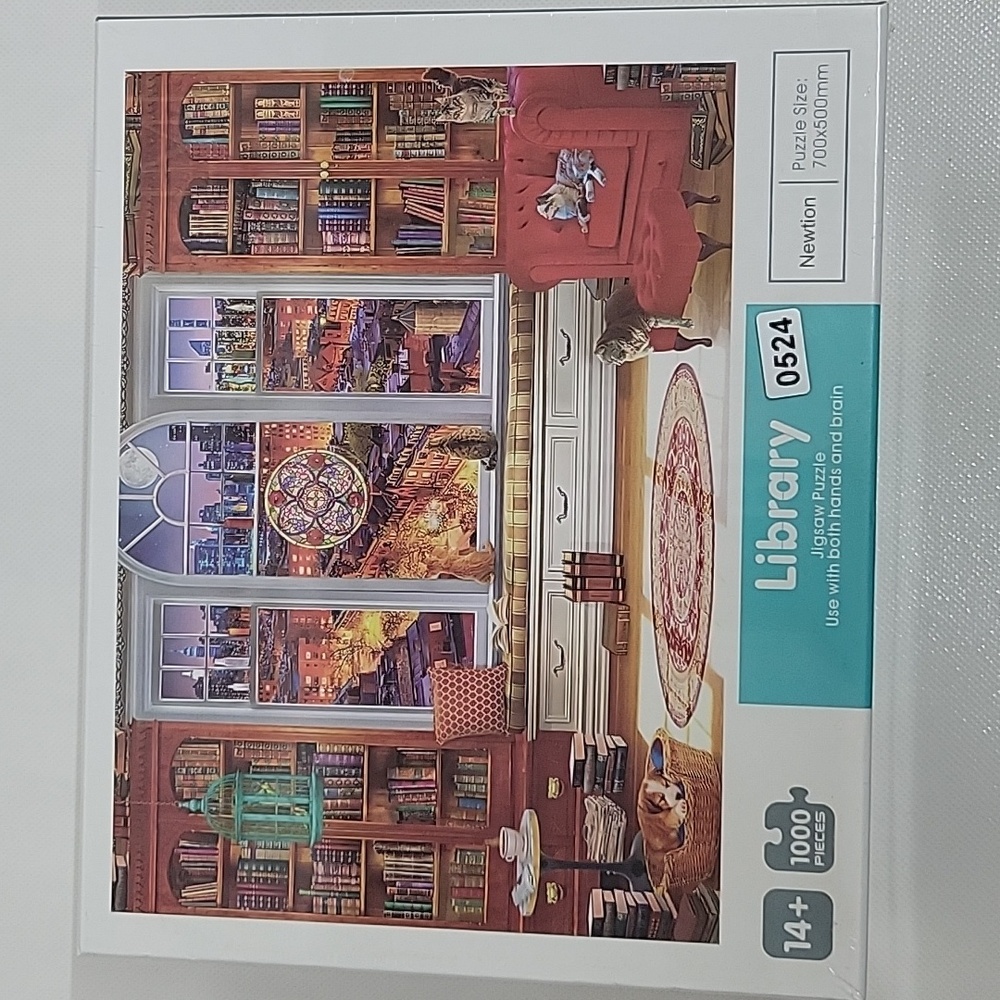 LIBRARY JIGSAW PUZZLE. 1000 PIECES.